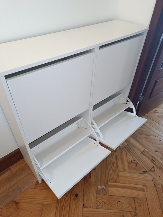 Duas sapateira IKEA