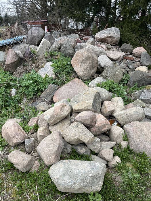 Oddam kamienie polne