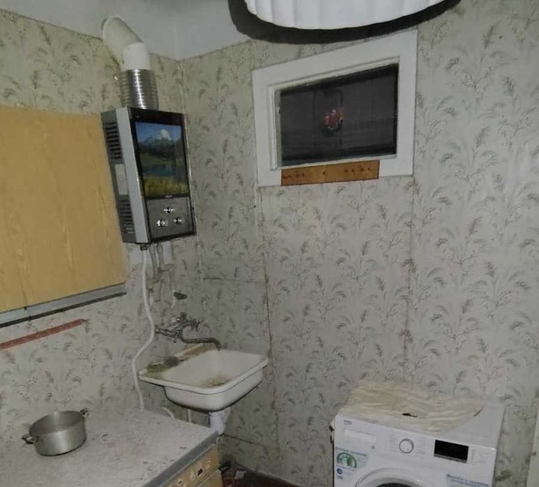 Здам 1 кімн. Зигіна, МОЖНА З ТВАРИНОЮ, тепла, вільна