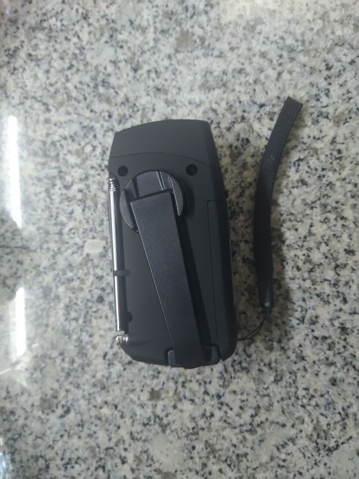 Rádio multifuncional sobrevivência