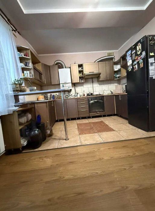 3-кімнатна простора квартира | Пасічна | вул. Тролейбусна | 111 м²