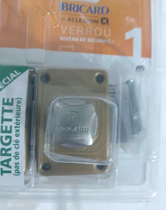 Bricard Fechadura com botão dourado