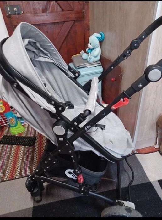 Ovo e Carrinho para Bebé Alba