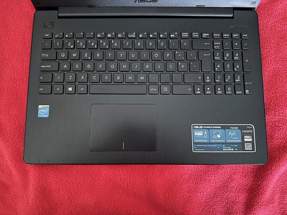 Computador portátil (Asus e Innjoo)
