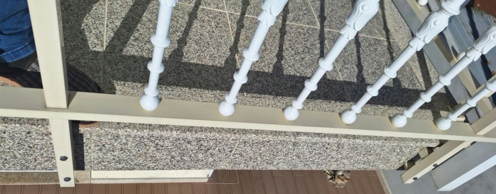 Grade de varanda em alumínio