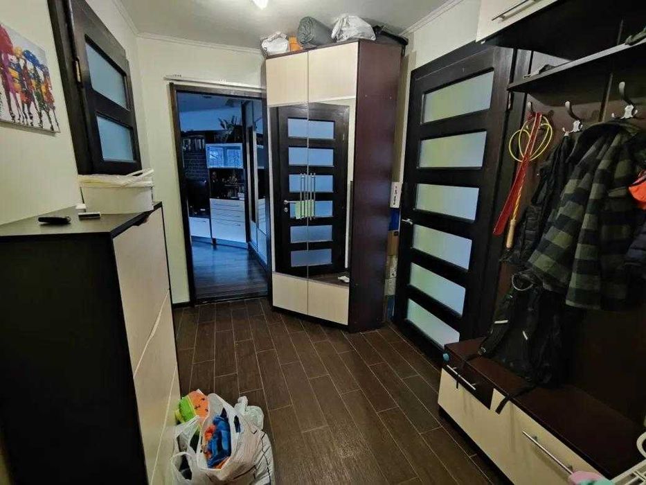 Продаж 2-к. квартири з ремонтом 70/46/24м² Винники 90000$