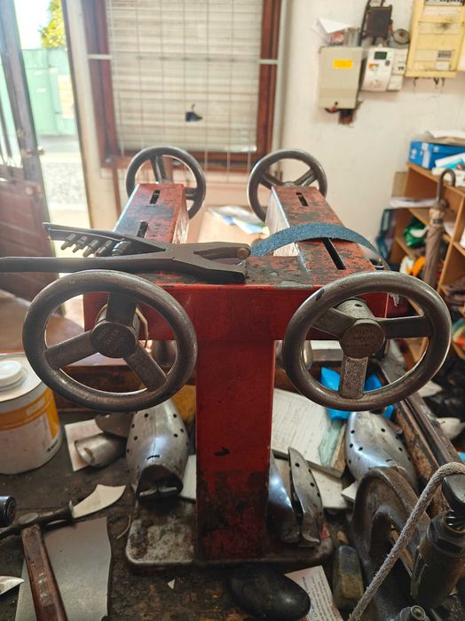 Máquina alargamento de sapatos - sapateiro