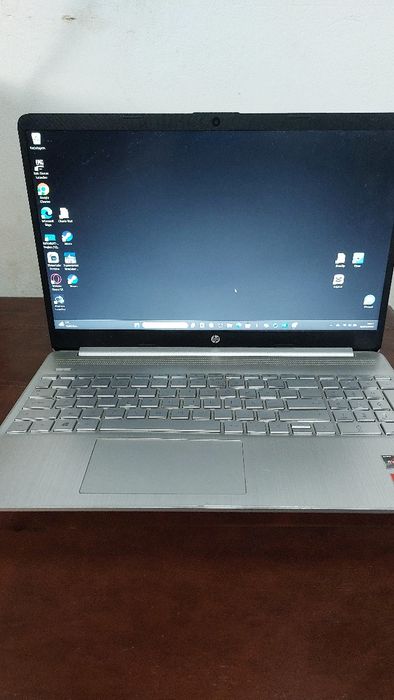 Portatil hp 15s-eq0012np ryzen 7 3700u with radeon vega mobile gfx