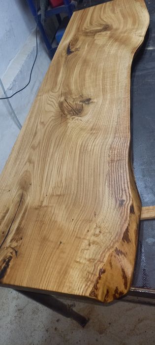 Deska , tarcica dębowa sucha