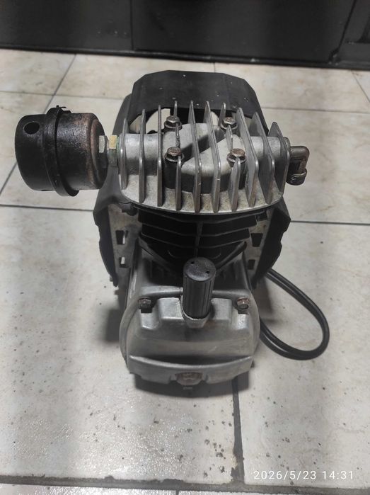 Silnik kompresor 24/50 L