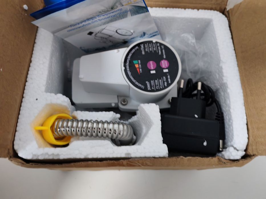 Підпиточний насос для, вирівнювання тиску води