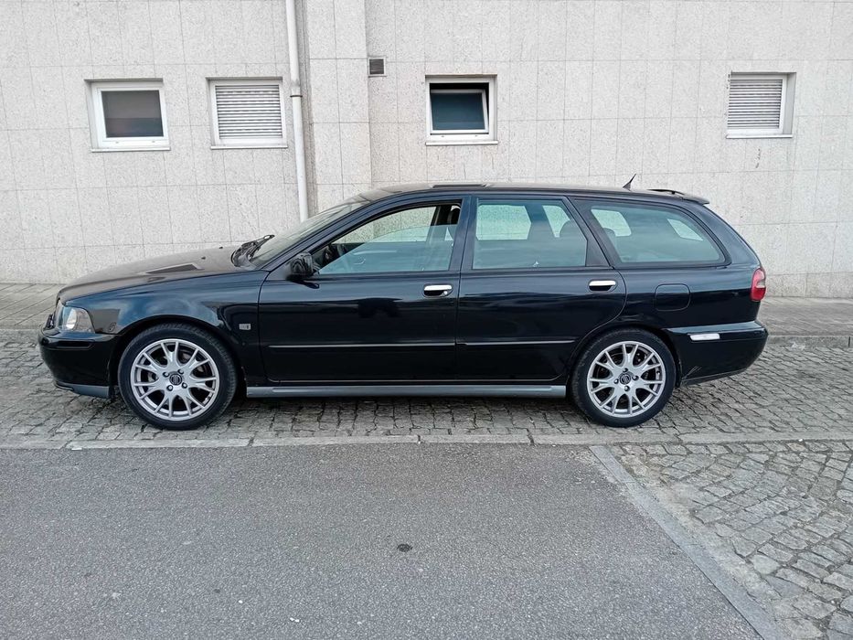 Volvo V40 1.9D 115cv