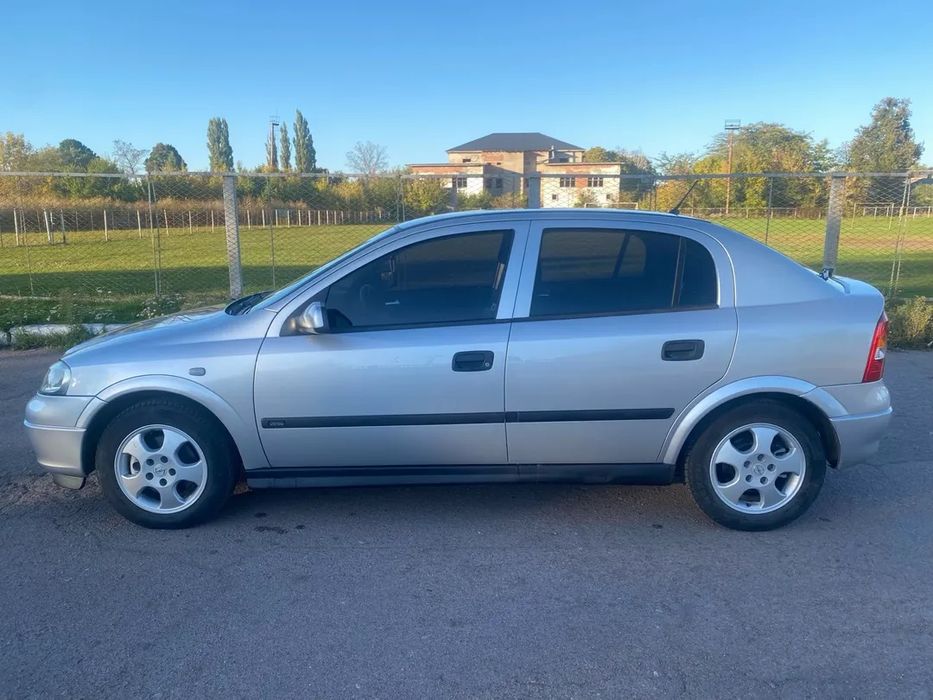 Авто Opel Astra G