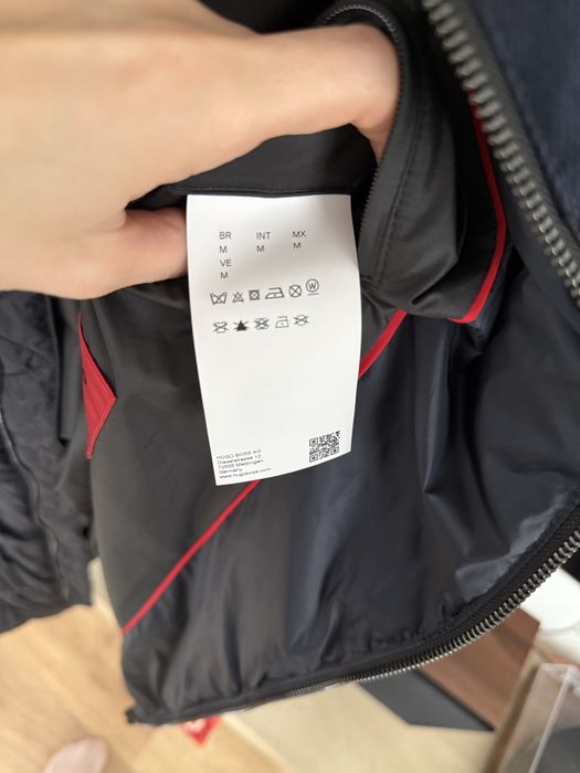 Чоловічий пуховик Hugo, М