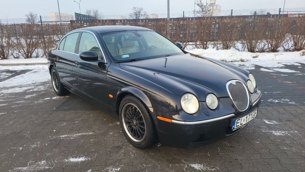 Jaguar S-Type Piękny zadbany klasyk w bardzo dobrym stanie.