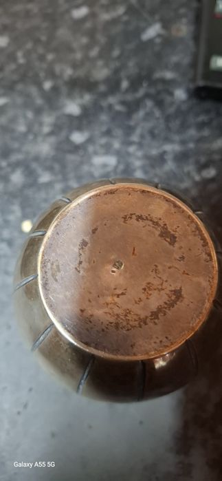 Jarra em prata contrastada