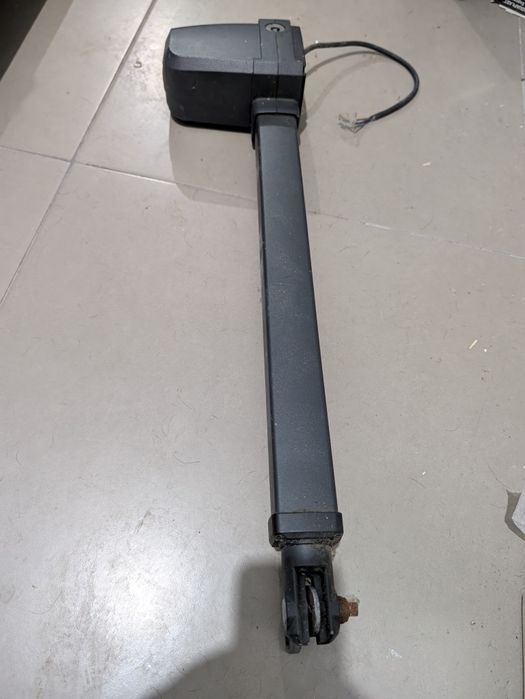Motor de Portão de Batente BFT Athos AC A40