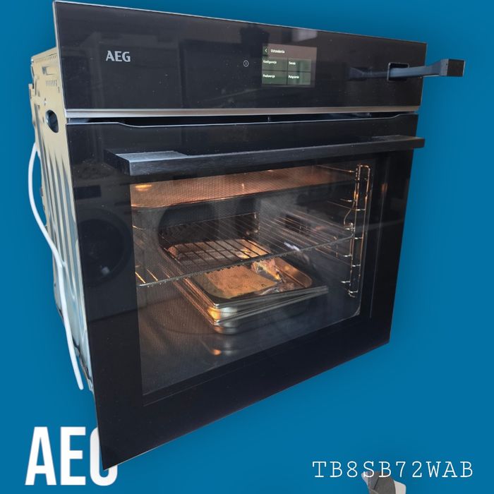 AEG Seria 8000 model: TB8SB72WAB – piekarnik parowy 60 cm SteamPro WiFi AirFry+