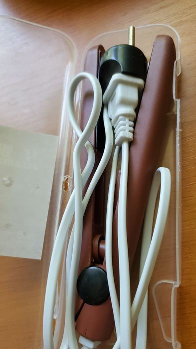 Вирівнювач, плойка, випрямляч  для волосся дорожній