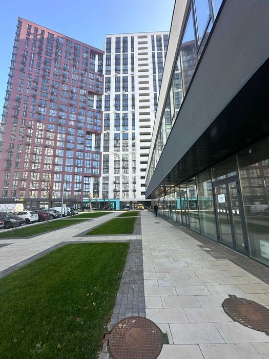 Діброва Парк продам комерційне приміщення  ул.Неквасова 10