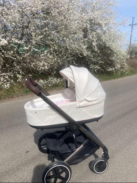 Каляска сайбекс 2в1 молочна