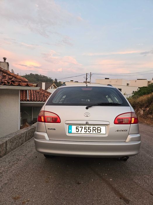 Toyota avensis de 2002