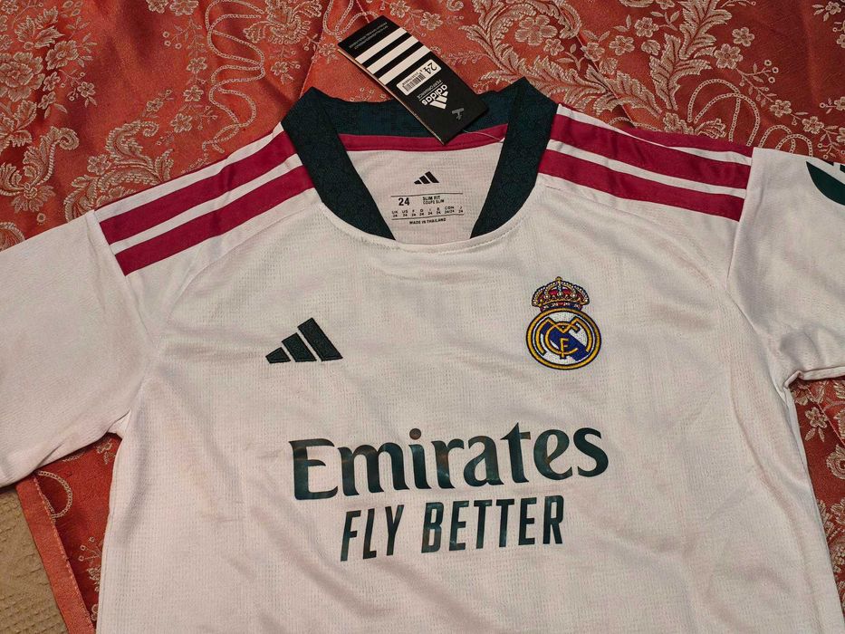 Camisola Criança Mbappe Equipamento Real Madrid | NOVO