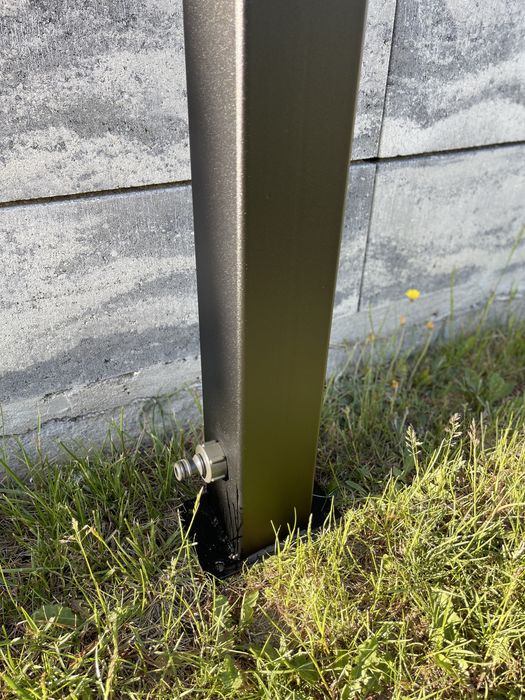 Kranik kran słupek ogrodowy czarny