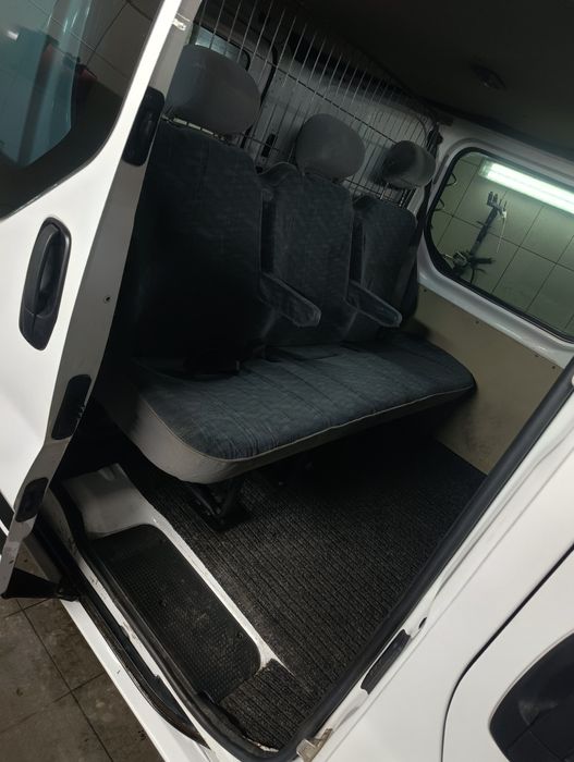 Opel Vivaro 6 osobowy