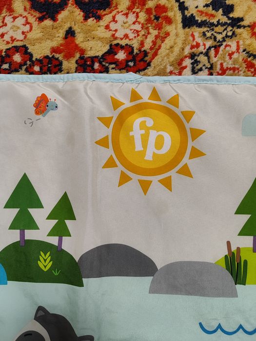 Продам розвиваючий килимок Fisher Price