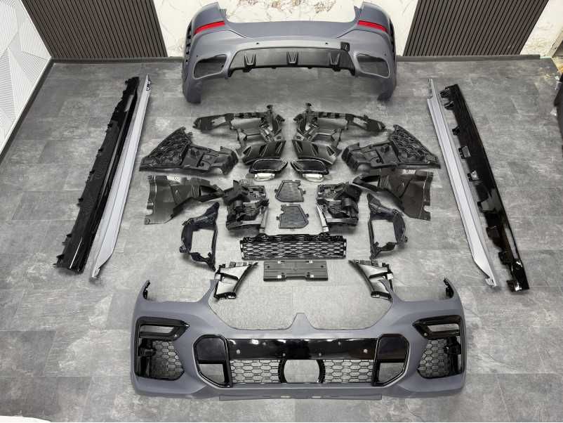 Комплект обвісів ( M-Paket ) на BMW X6 G06 2019-2022 року