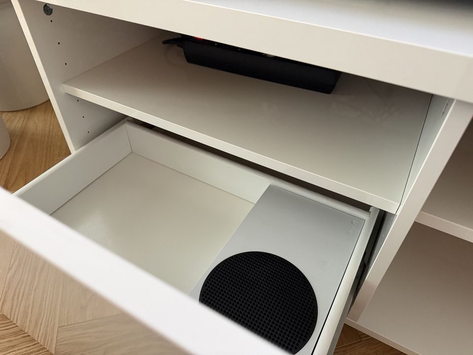 Szafka RTV Ikea Byas