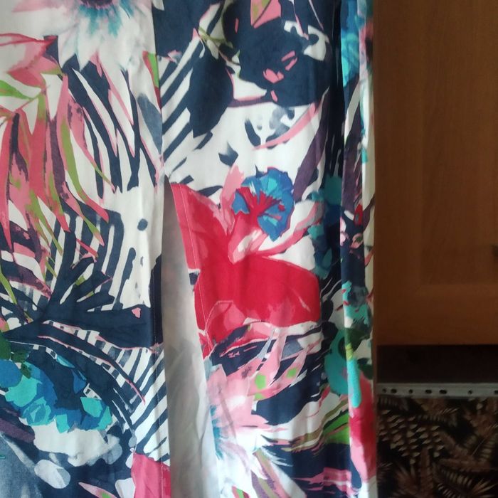 spódnica kwiatowa , rozmiar 10