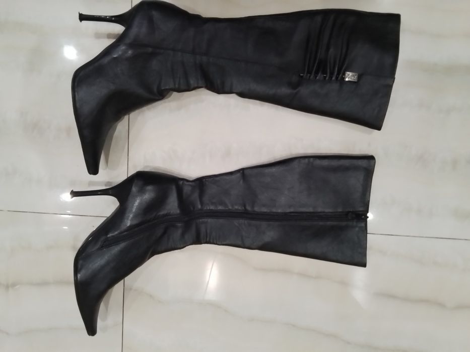 Kozaki damskie na szpilce