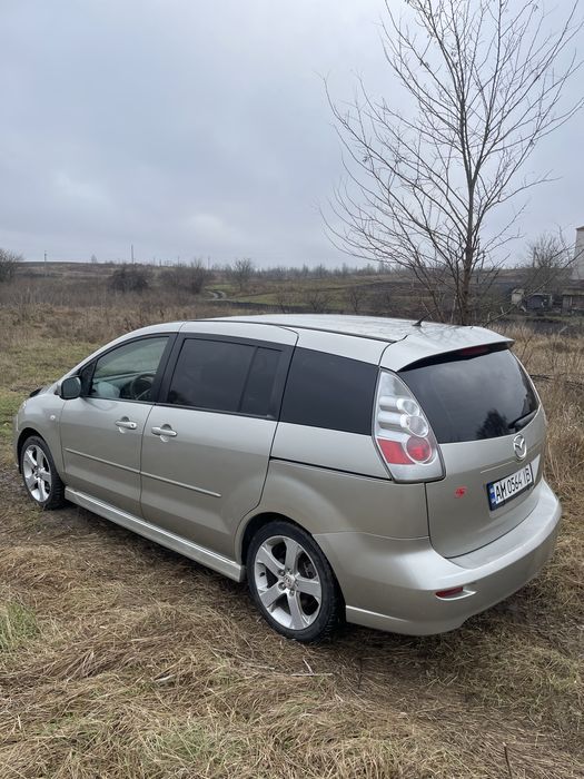 Продаю Мазда 5 (2006) на газу