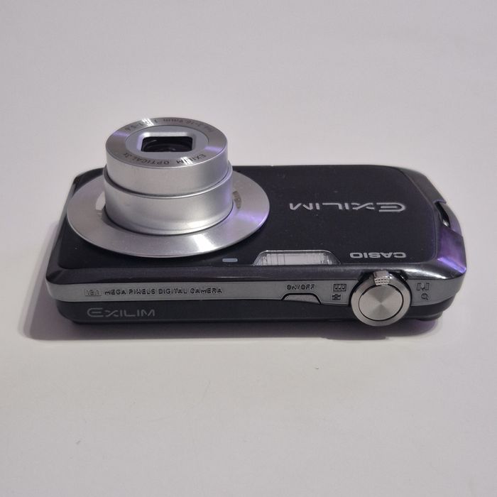 Casio EX-Z2 - Máquina fotográfica digital compacta