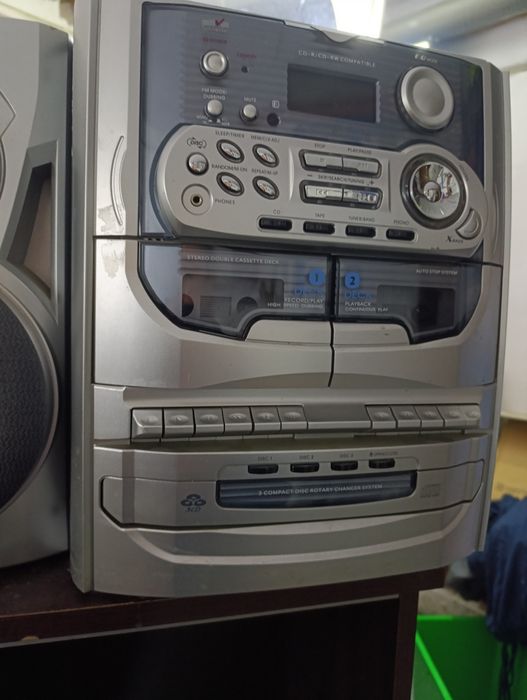 Sprzedam wieże marki Silva