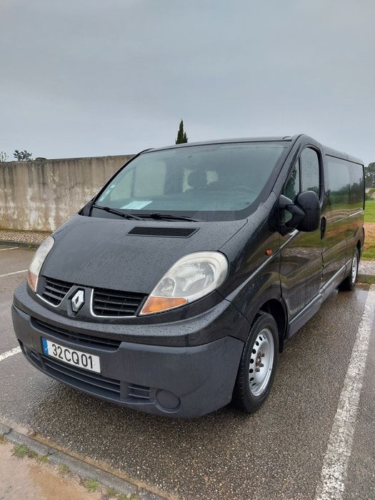 Renault Trafic 2.0 DCI 6 Lugares ano 2006 com A/C e CAIXA FIBRADA