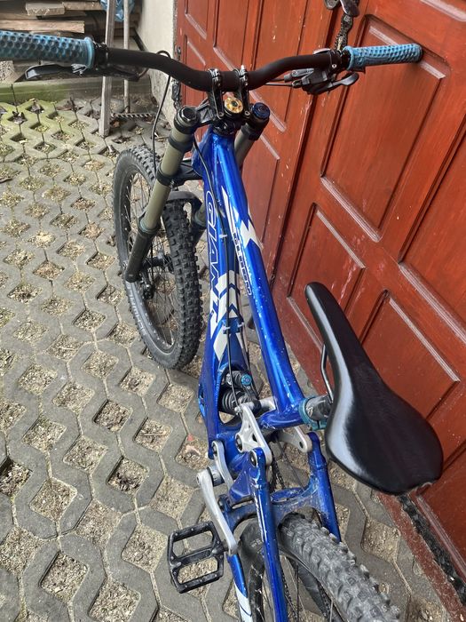 Rower downhill Giant Glory 2006