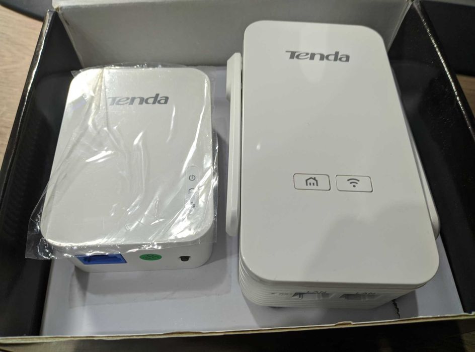 Комплект адаптерів Powerline Tenda PH5 AV1000 (P3 1 шт., PA6 1 шт.)