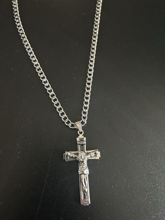 Łańcuszek pancerka z Krzyżykiem srebrny Nowy
