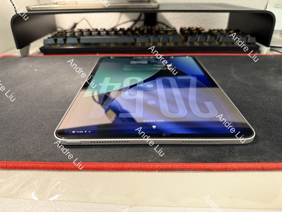 iPad Pro M4 11” 256GB – PRATA (COMO NOVO)