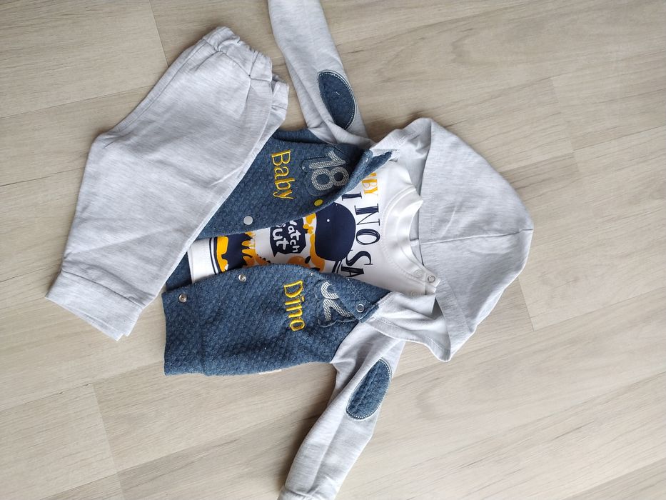 Dres chłopiecy 3 częściowy rozm 68 cm