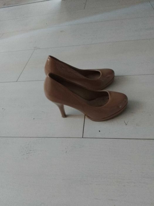 Buty na wesele kawa z mlekiem