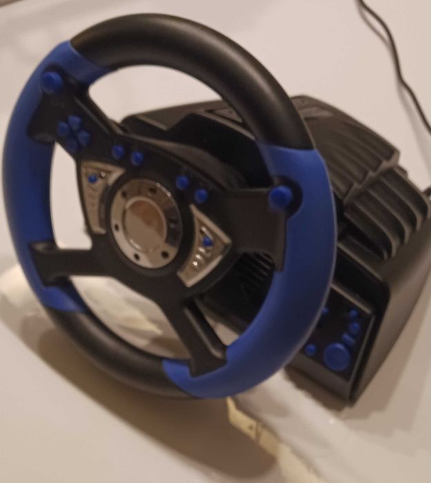 Volante e pedais Playstation 2