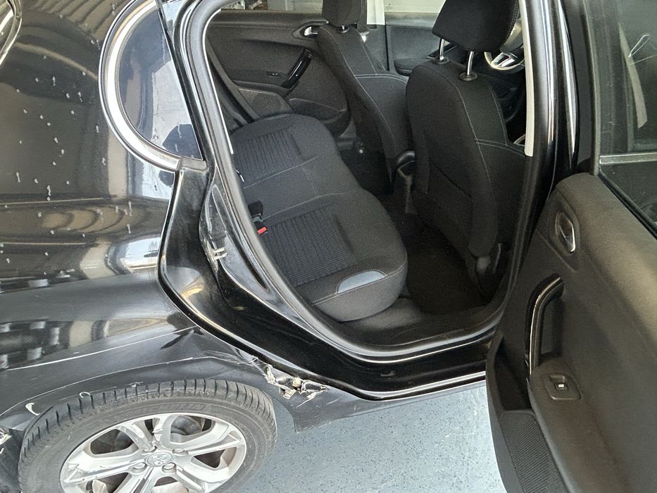 Peugeot 208 1.2 Vti  Style de 2014