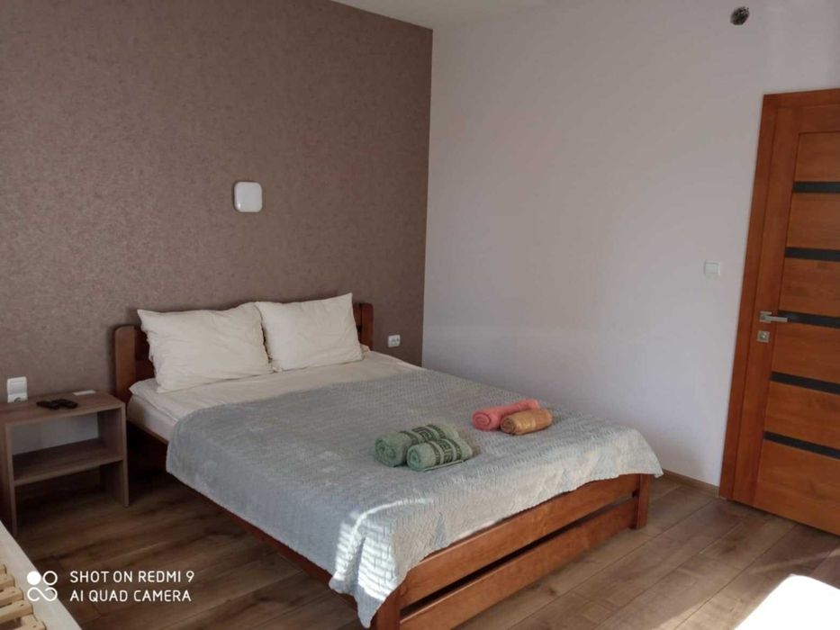 Продам будинок - апартаменти Берегово