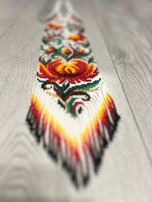 Гердан з мотивами петриківського розпису