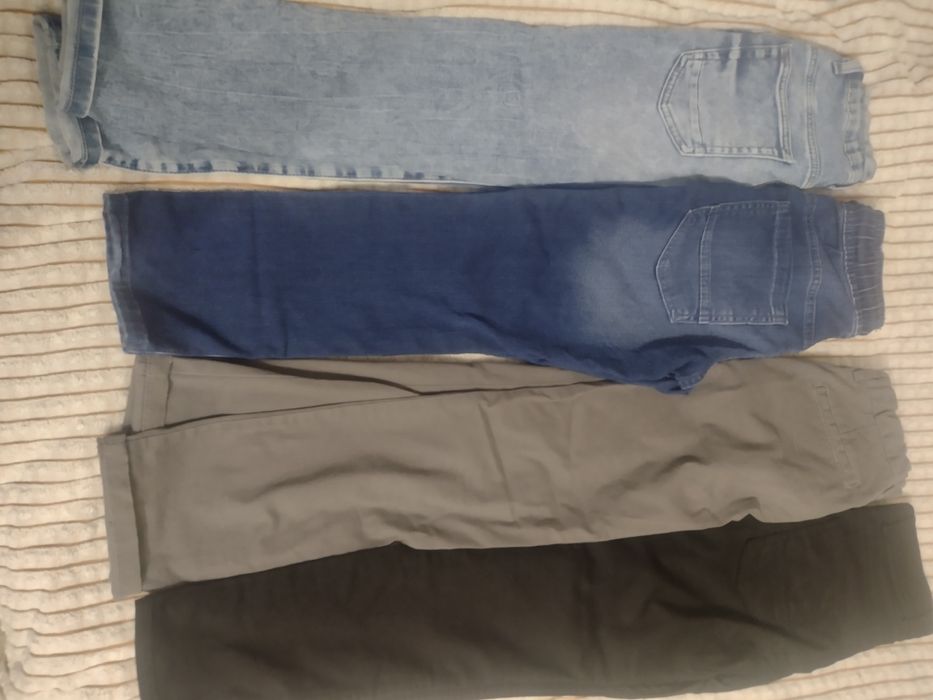 Пакет одягу в школу на 134 см