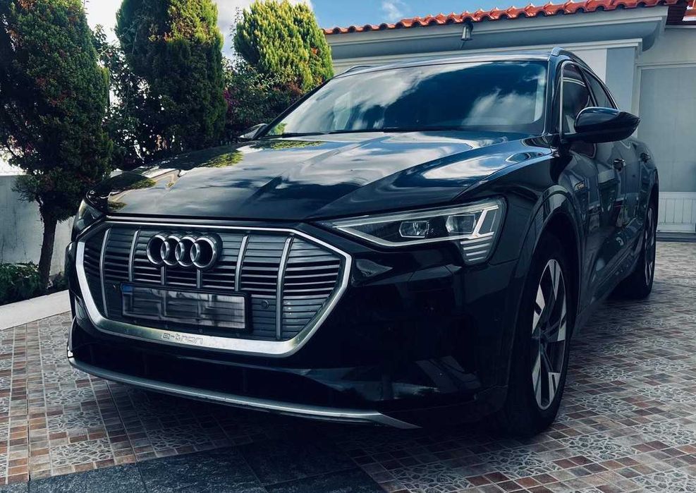 Audi e-tron 50 quattro